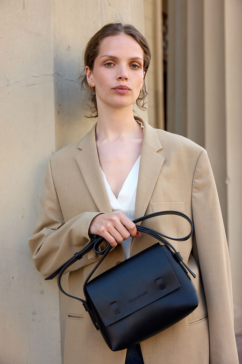 METRO Cross Body Taske