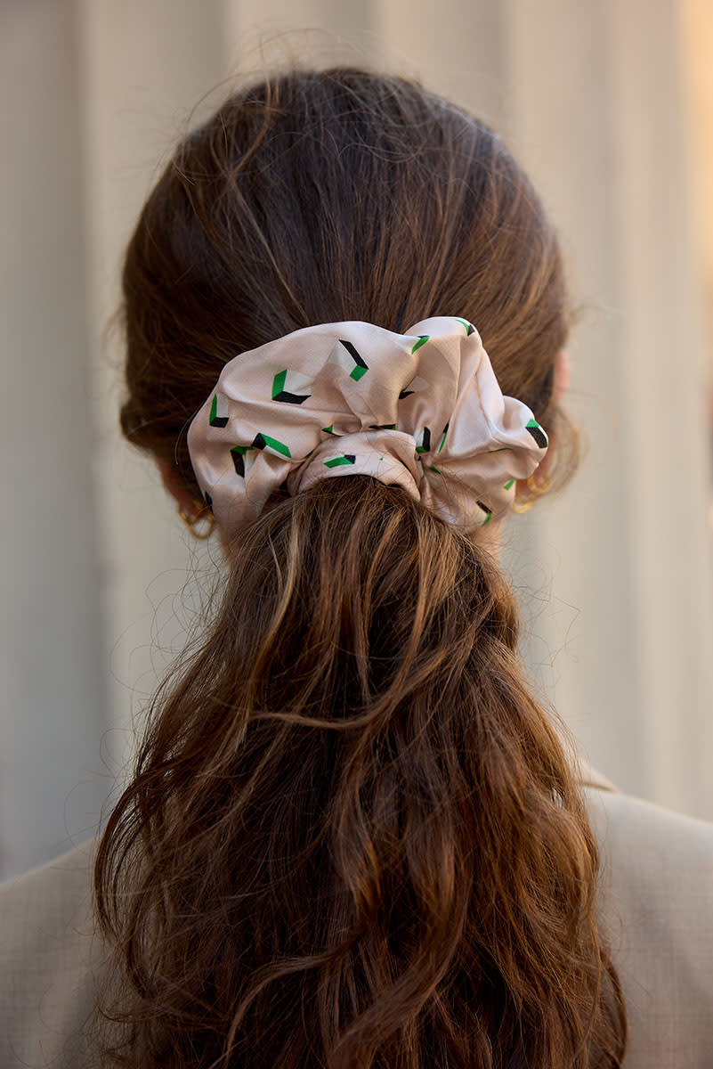 CUBES Hair Scrunchie // ZERO WASTE