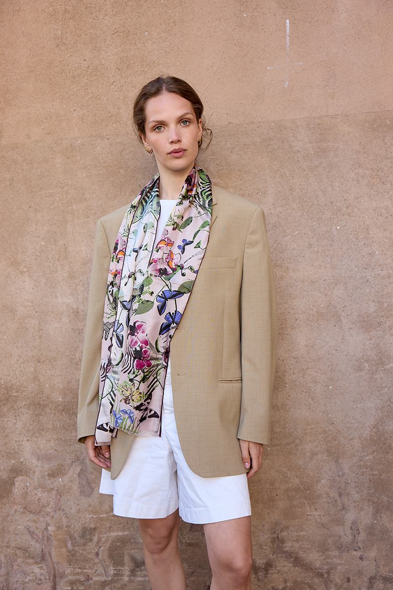 TROPICAL SYMMETRY Trklde // ZERO WASTE